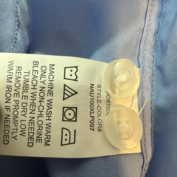 Nautica Men's Blue Button Up Dress Shirt XL - Picture 4 of 4